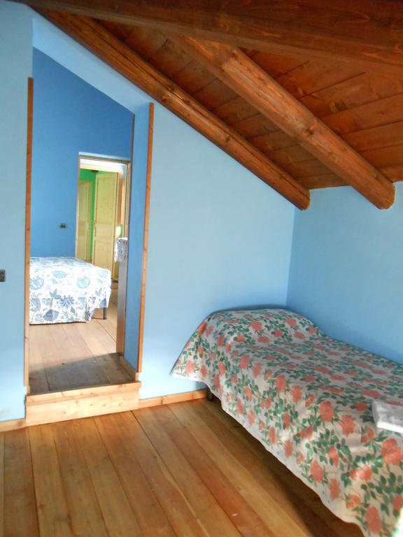 Azienda Agrituristica Risveglio Naturale Varese Ligure Bilik gambar