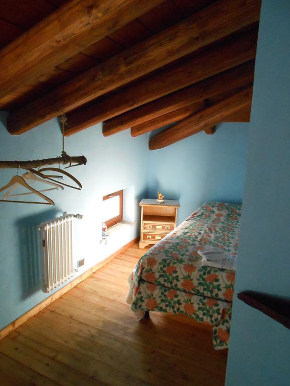 Azienda Agrituristica Risveglio Naturale Varese Ligure Bilik gambar