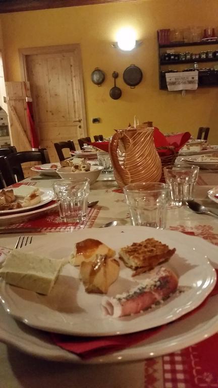 Azienda Agrituristica Risveglio Naturale Varese Ligure Luaran gambar