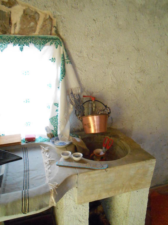 Azienda Agrituristica Risveglio Naturale Varese Ligure Luaran gambar