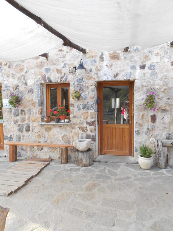 Azienda Agrituristica Risveglio Naturale Varese Ligure Luaran gambar