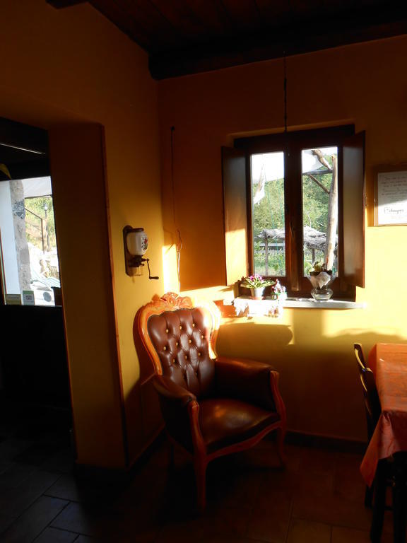 Azienda Agrituristica Risveglio Naturale Varese Ligure Luaran gambar